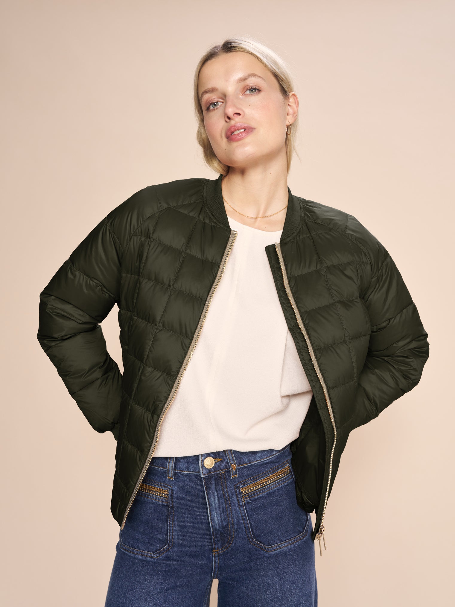 154820 MMCalla Moss Blouse Sea Salt - 153540 MMZella Down Jacket Grape Leaf - 156820 MMColette Sassy Jeans Blue