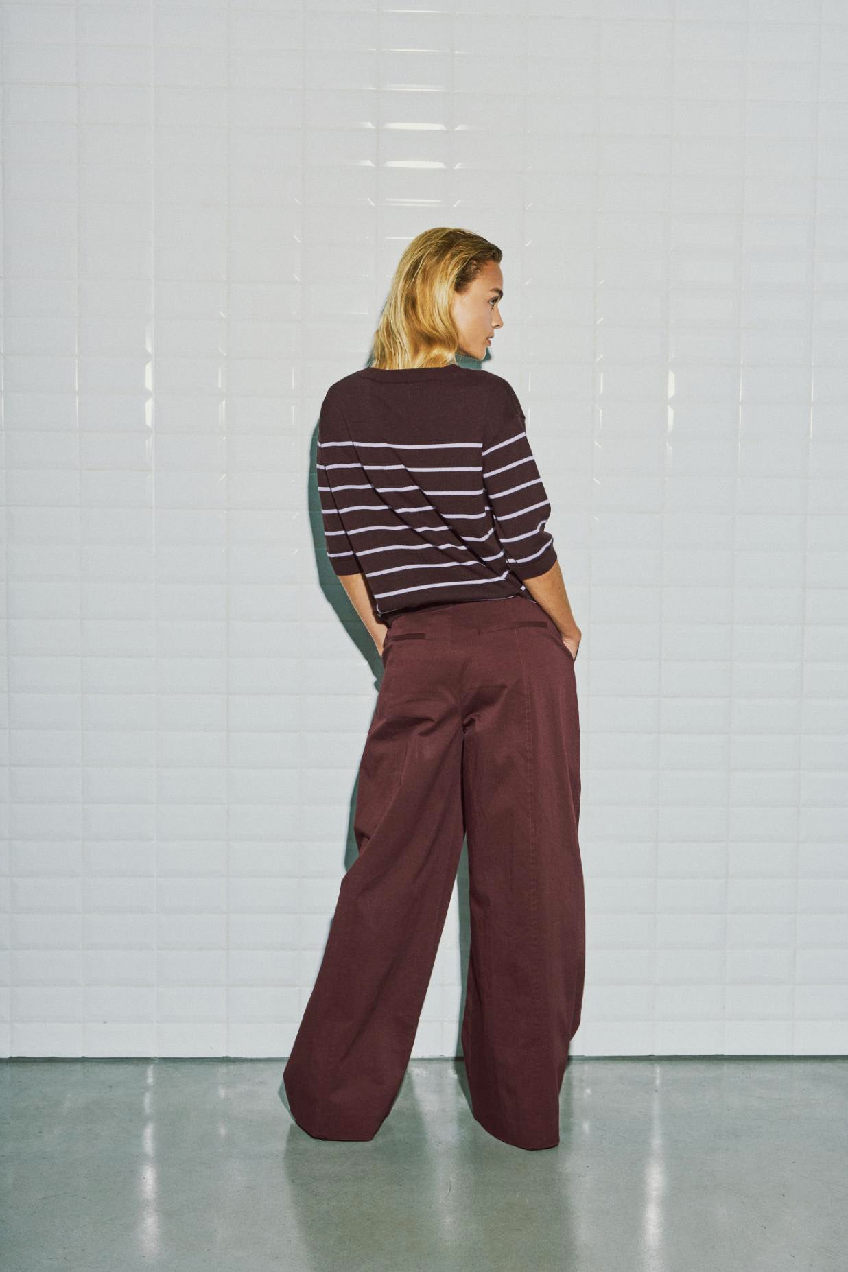 Leah Barrel Leg Trousers - Dark Wine