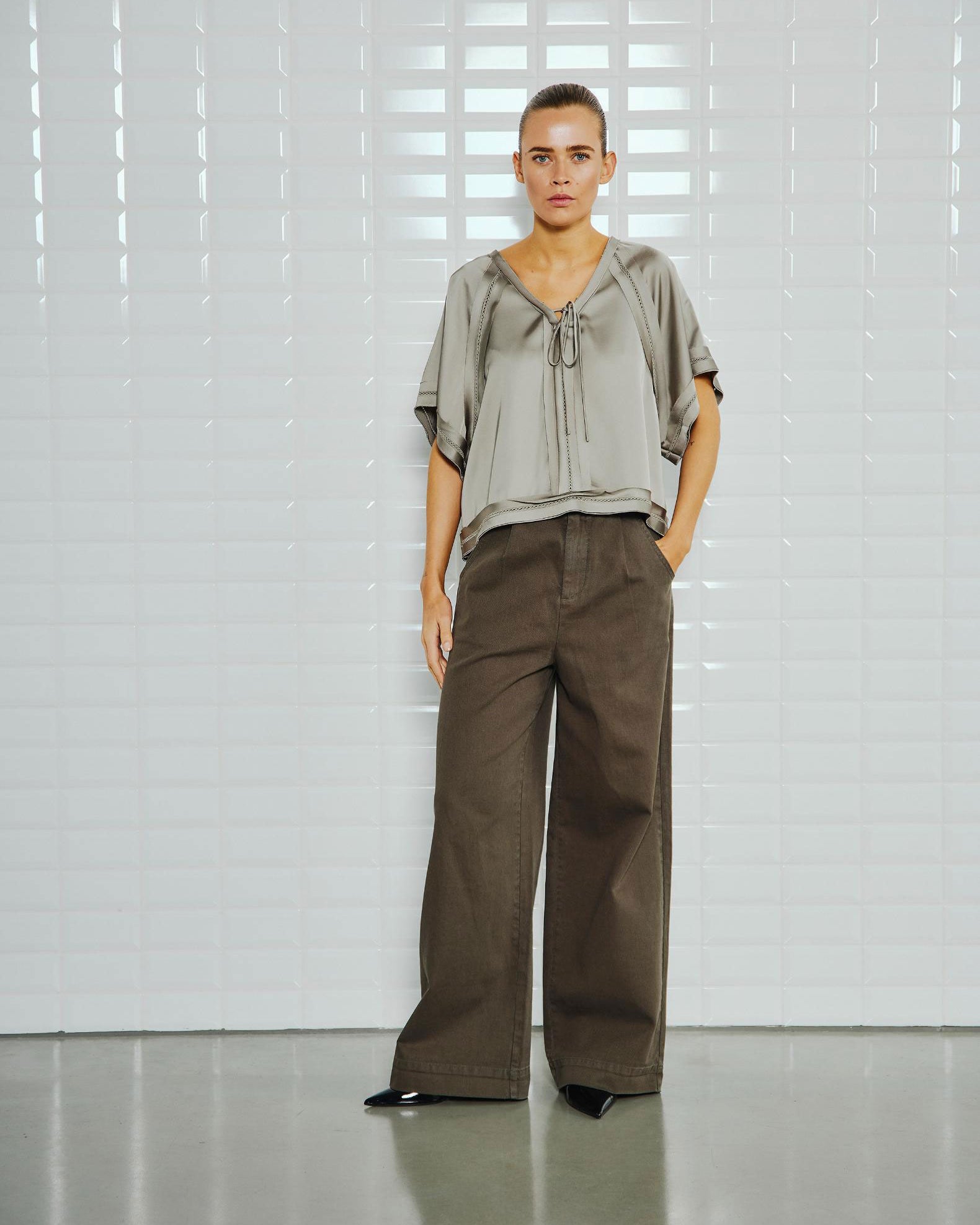 Steffi High Waist Wide Trousers - Midnight Green