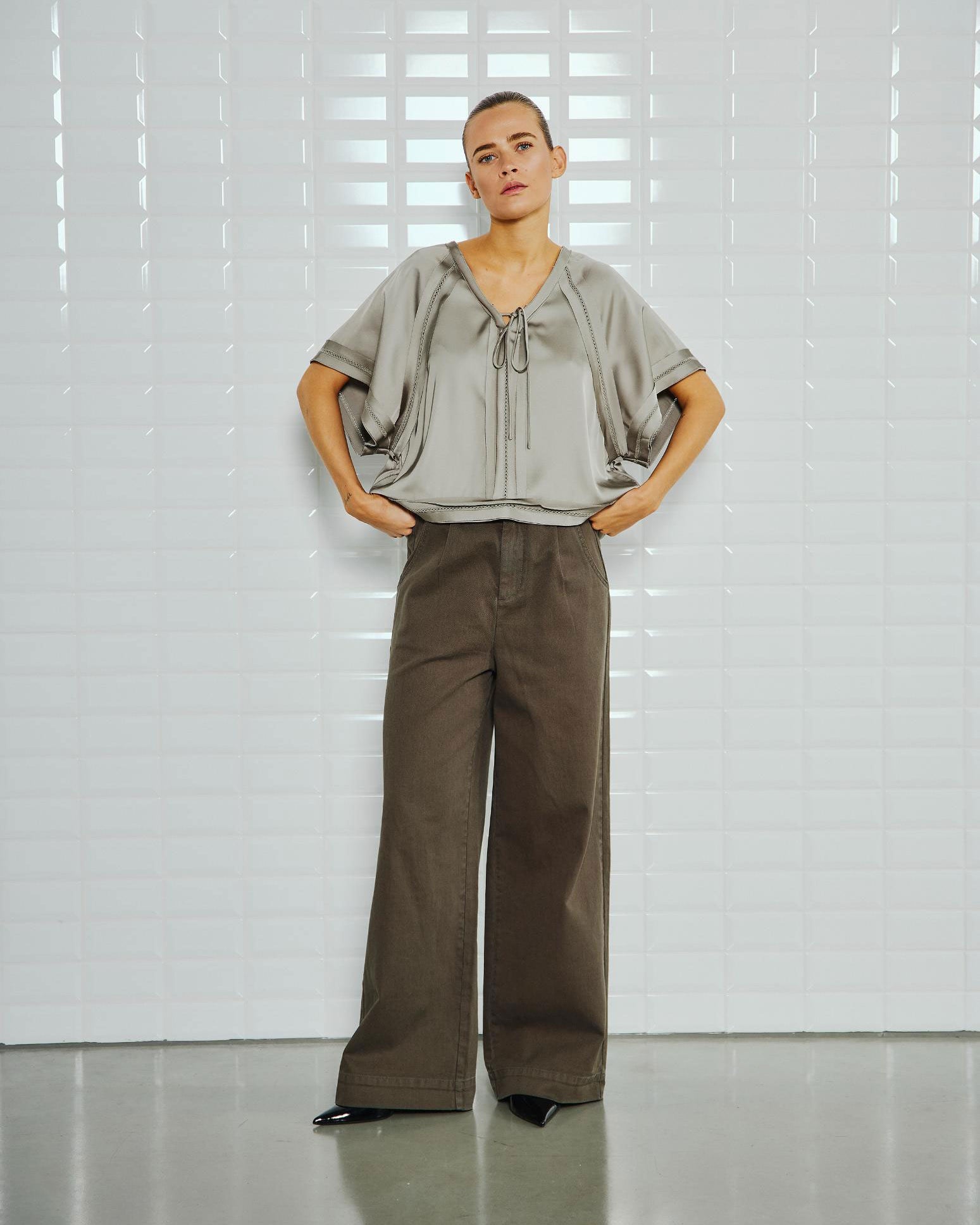 Steffi High Waist Wide Trousers - Midnight Green