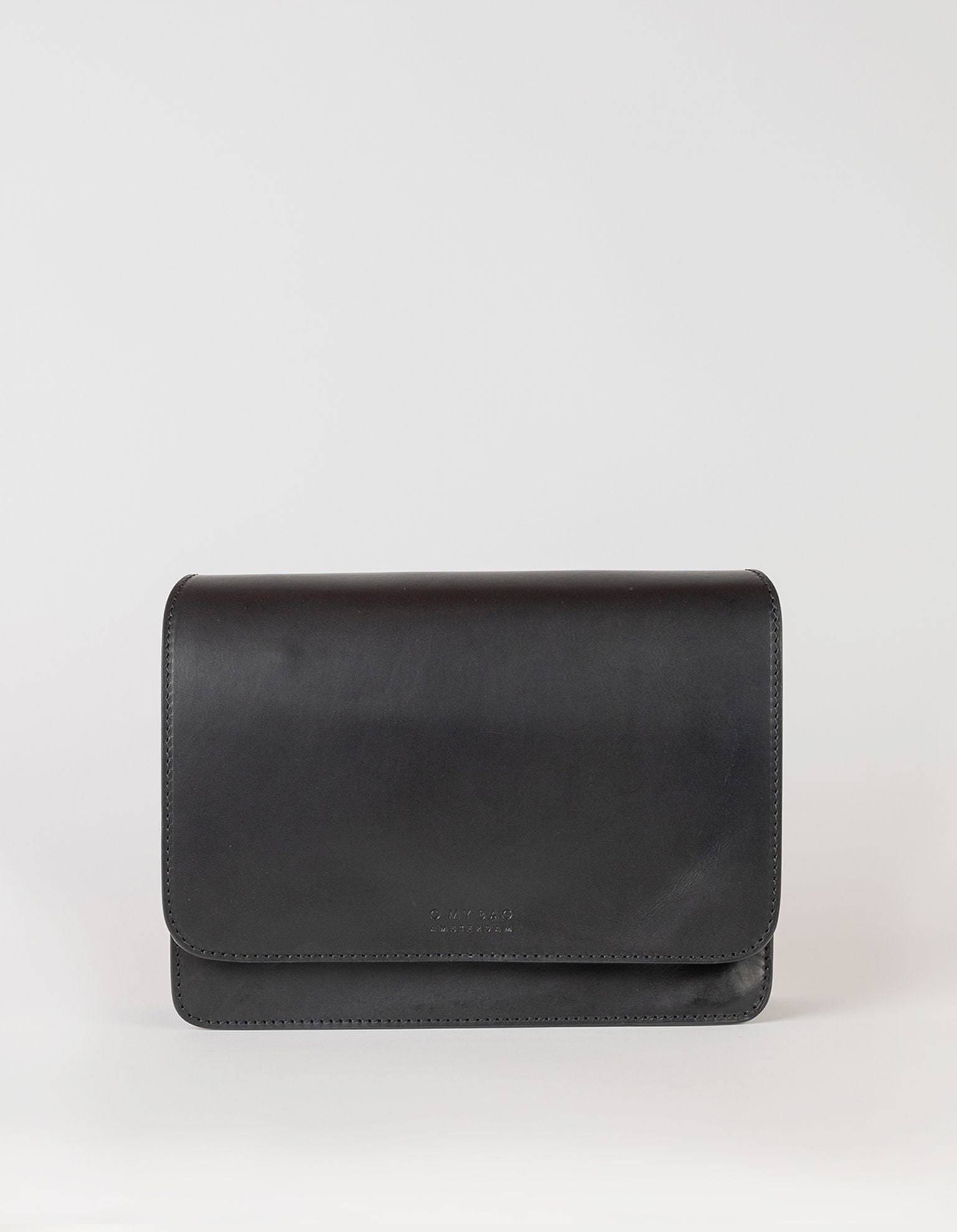 Audrey_black_classic_front