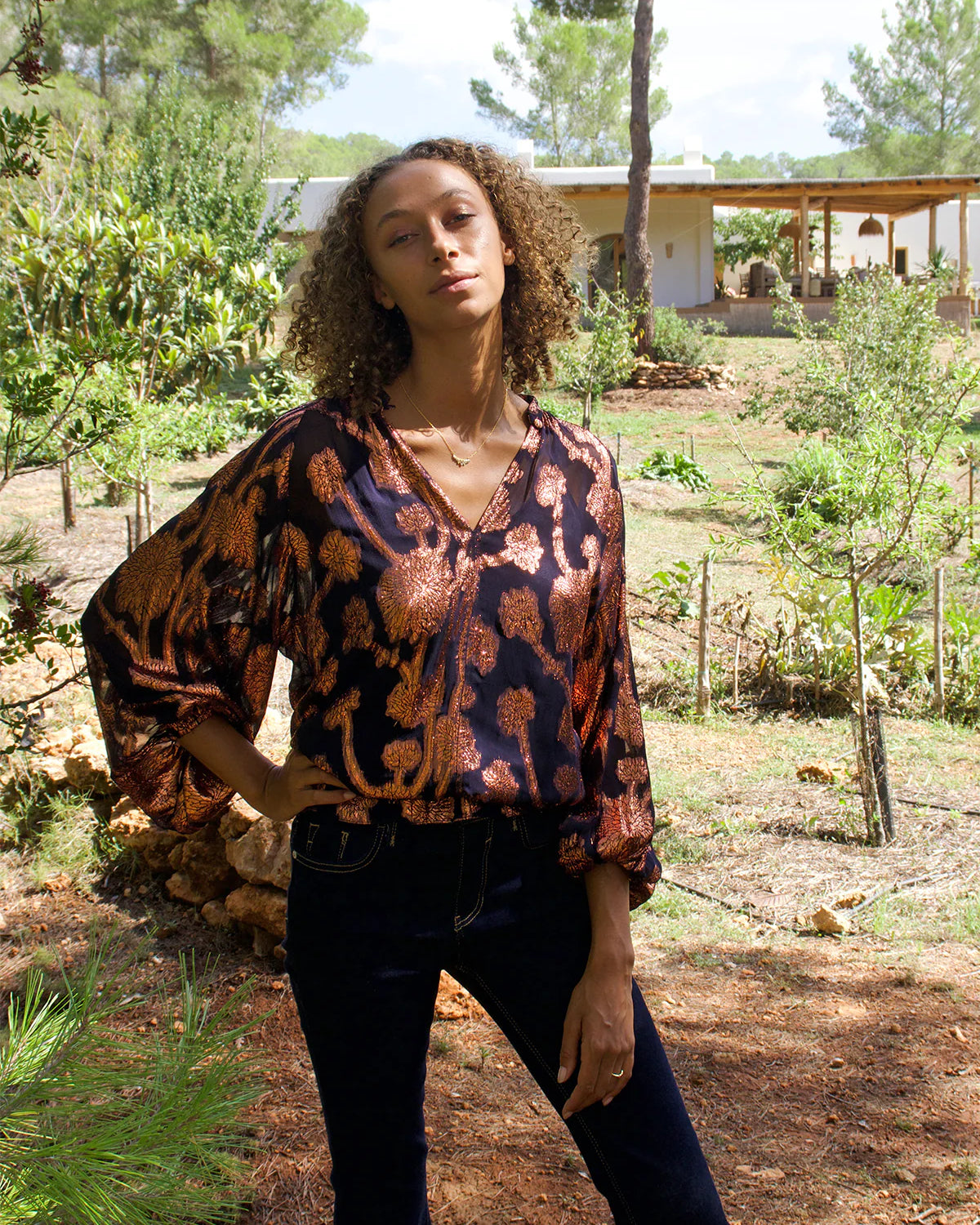 LEOTOPMiB2_1200x1600-1