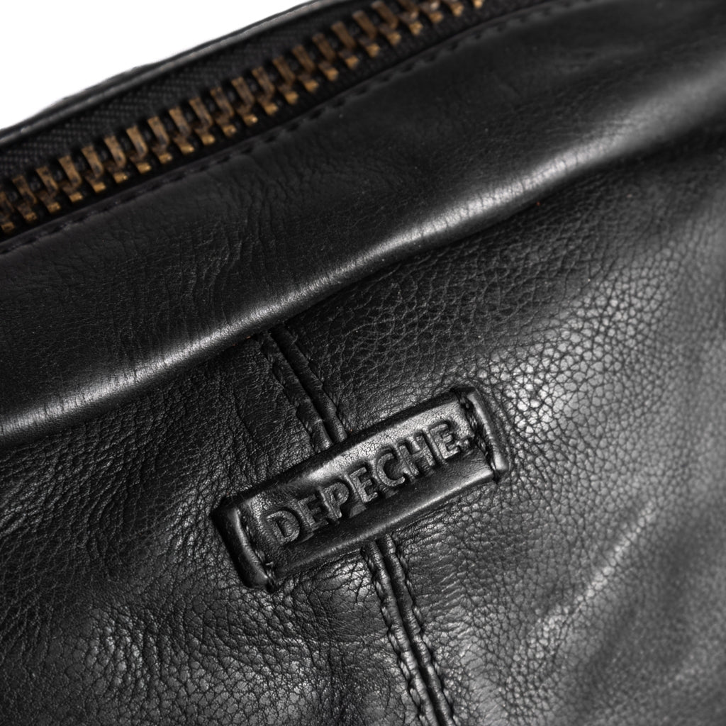 Lovely_leather_crossbody_bag_in_a_simple_design-Cross_over-15320-099_Black_Nero_-3_1024x1024