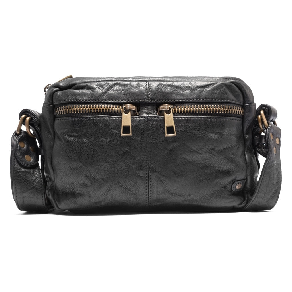 Lovely_leather_crossbody_bag_in_a_simple_design-Cross_over-15320-099_Black_Nero_1024x1024