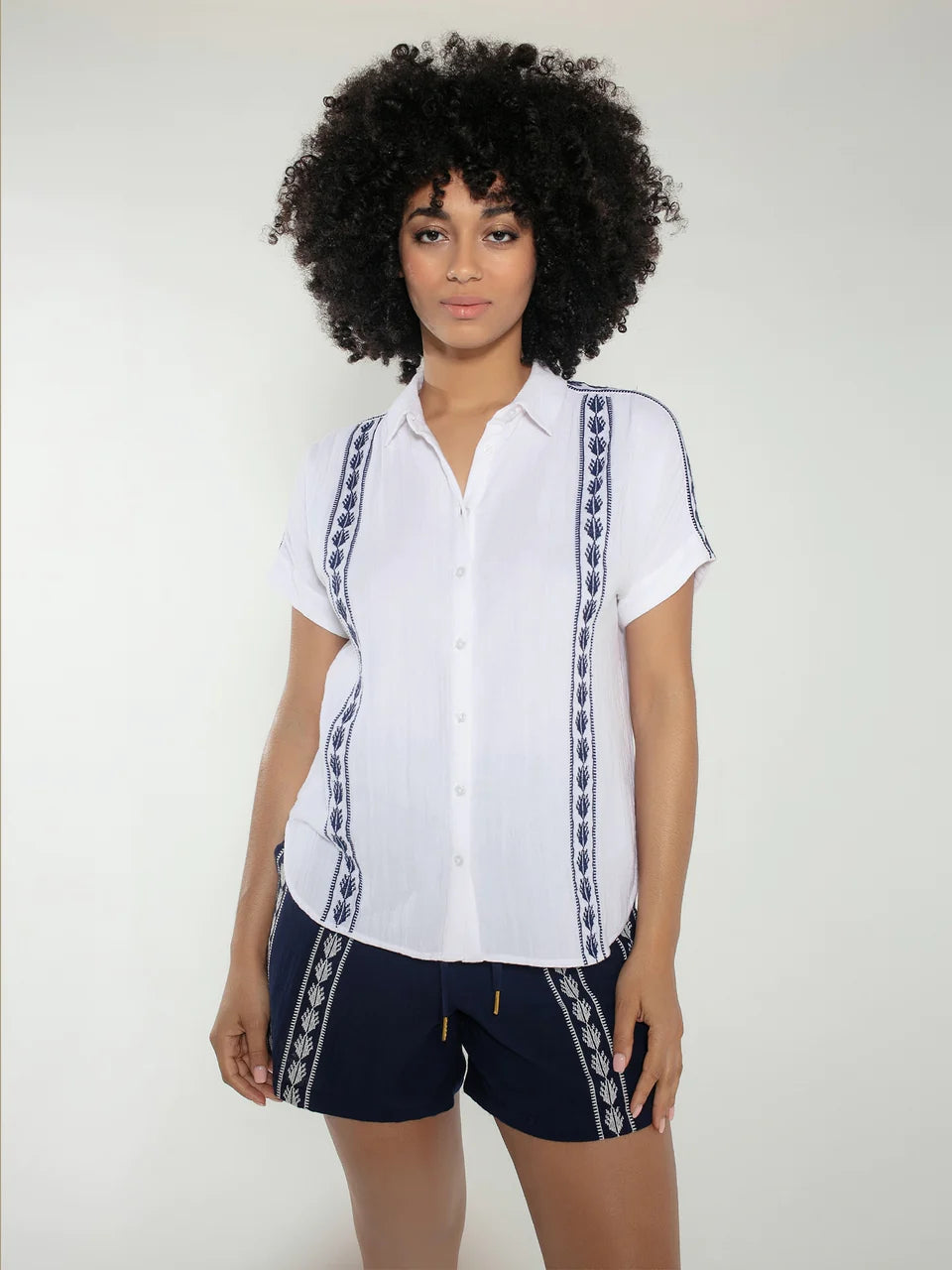 POLLYBLOUSE_BELIZESHORTSNAVY_960x_crop_center