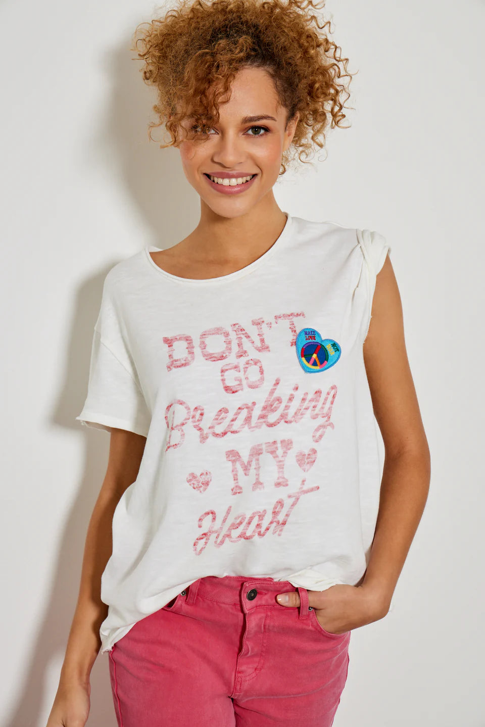 TSE2448White-2318512_960x_crop_center