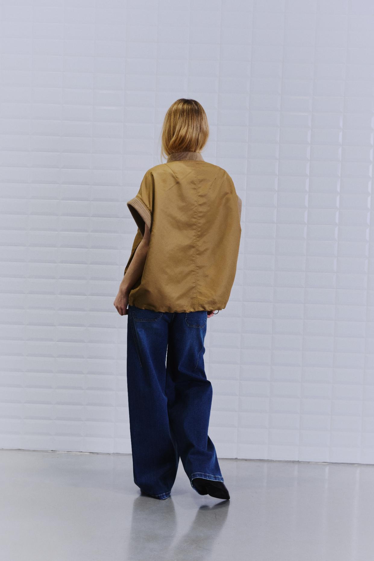 Imperial Waistcoat - Dark Camel