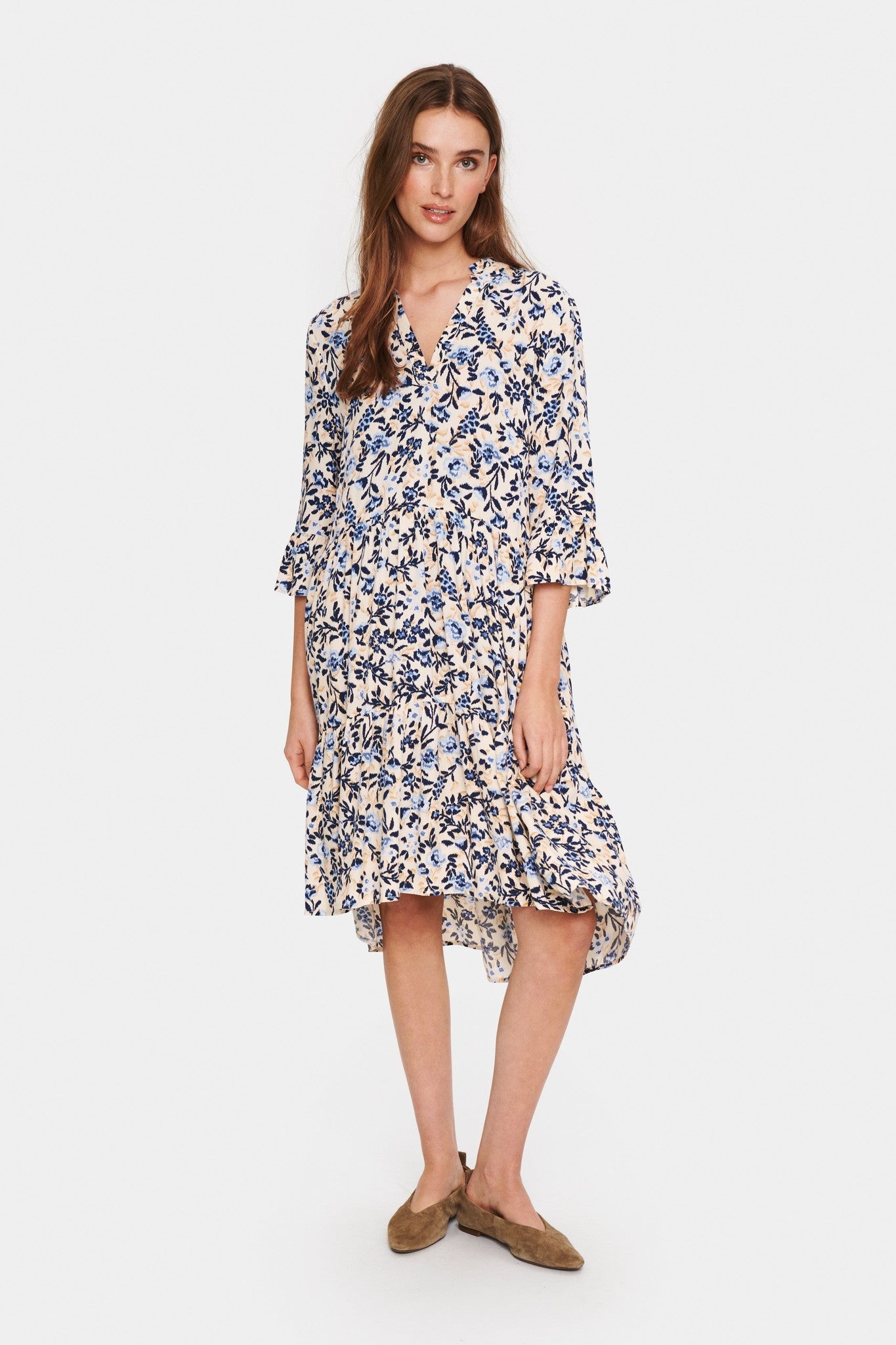 creme-backyard-floral-edasz-dress