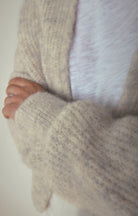 EAST19AH22-POUCHI-MODEL-3-large