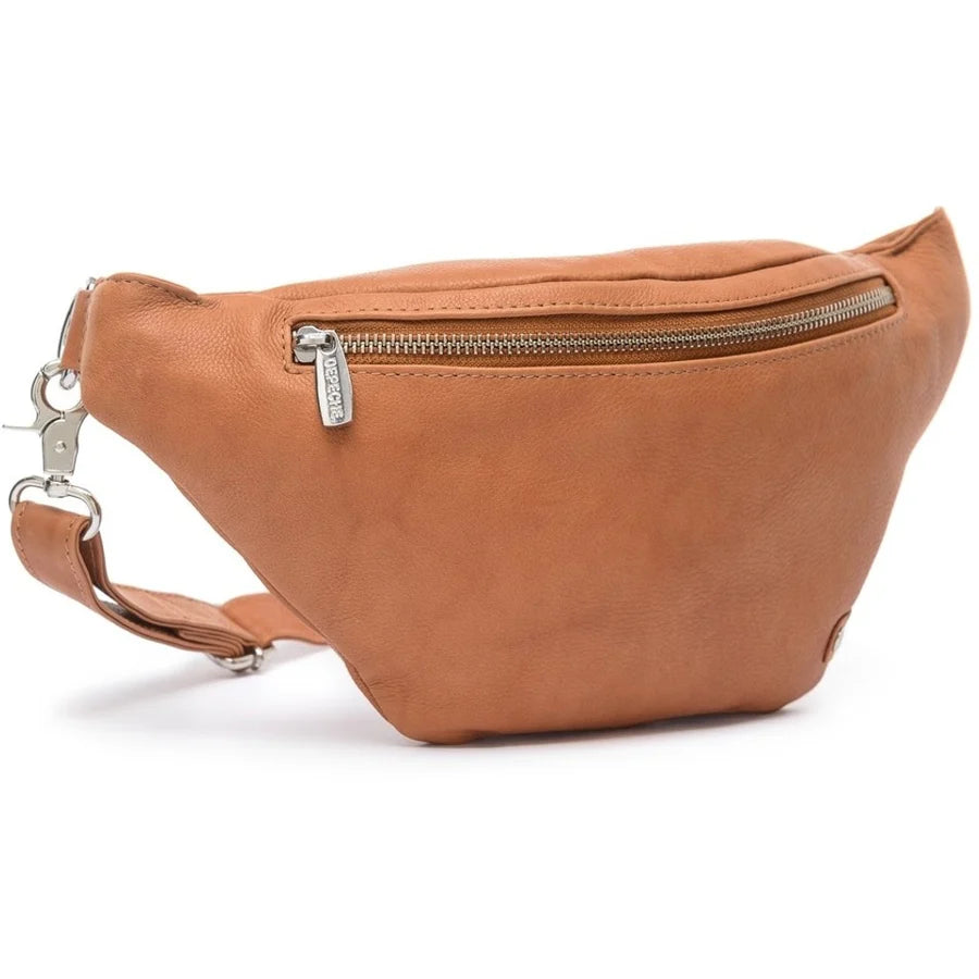 Soft_leather_bumbag_in_high_quality-Bumbag-12556-014_Cognac-1_900x